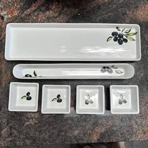 Lot #44 - Hors d’oeuvre tasting trays