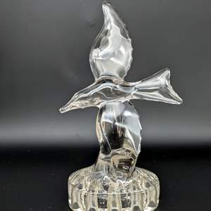 Lot #19 - Vintage Cambridge Glass Flower Frog 