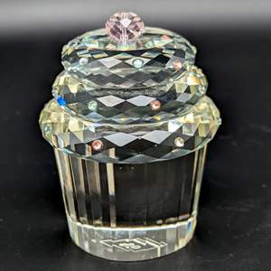 Lot #158 - Simon Designs Crystal Cupcake