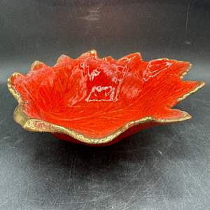 Lot #73 - MCM Leaf Dish