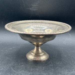 Lot #104 - Sterling silver compote with weighted foot (111g)