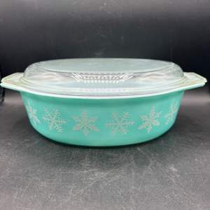 Lot #111 - Pyrex covered dish