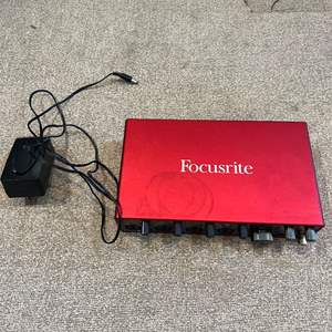 Lot #211 - Focusrite Scarlett audio interface