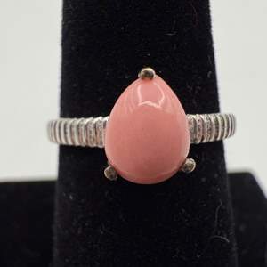 Lot #29  - Oregon pink opal sterling silver ring (1.75ctw) 