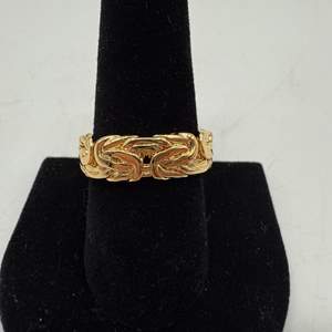 Lot #38  - 18KT yellow gold over bronze Byzantine link ring size 7 (7g)