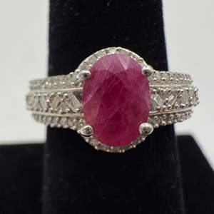 Lot #42  - Sterling silver ring with ruby & diamond (1.77ctw, 3gtw) 