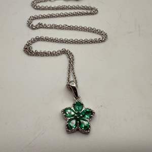 Lot #46  - Zambian emerald flower pendant sterling silver necklace (0.65ctw,4gtw)