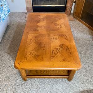 Lot #35 - Coffee table