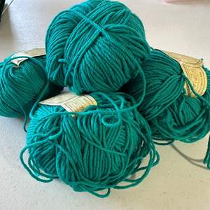 Lot #152 - 5 Skines Merino wool, made in Italy