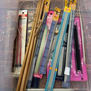 Lot #183 - Knitting needles