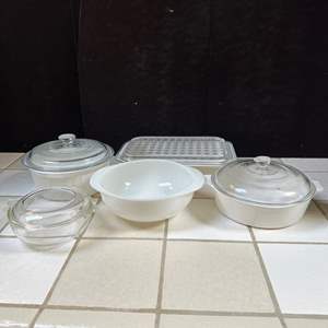 Lot #205 - Pyrex and Corning ware covered dishes 