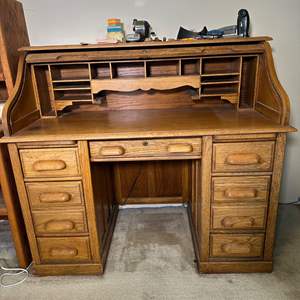 Lot #286 - Roll top desk