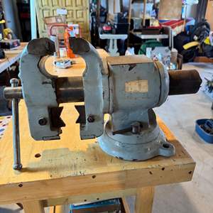 Lot #92  - Monster 1ft tall bench vice 