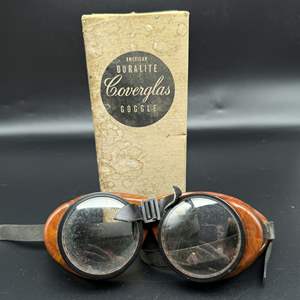 Lot #56 - Vintage 1940s American Duralite Safety Goggles in Box 