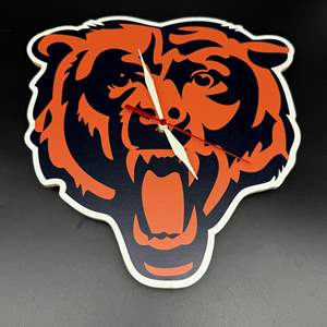 Lot #57 - Chicago Bears Wall Clock