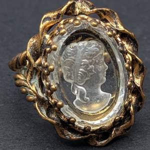 Lot #116 - Cameo Ring 