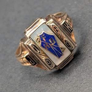 Lot #139 - 10k Gold 1969 Class Ring (4.2gtw)