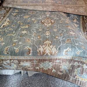 Lot #289 - 8'x9' Area Rug