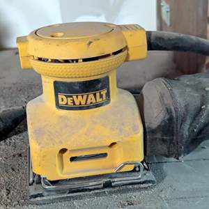 Lot #340 - DeWalt DW411 Corded Palm Sander