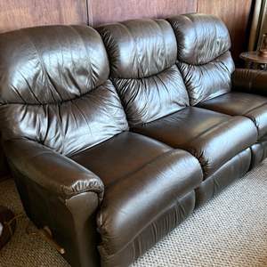 Lot #320 - La-Z-Boy Double Reclining Couch