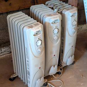 Lot #367 - (3) Pelonis Heaters 