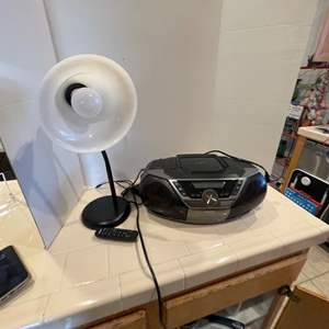 Lot #151- Philips CD Sound Machine, MP3, Bluetooth, USB, With Remote & Flexible Table Lamp