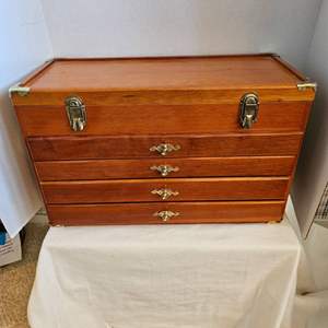 Lot #221- Desirable Gerstner Style Mechanist Chest