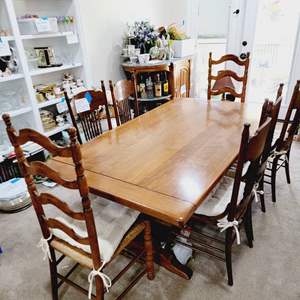 Lot #78- ETHAN ALLEN DINING TABLE with 2 Leaves AND (10) Vintage Assortment of Chairs