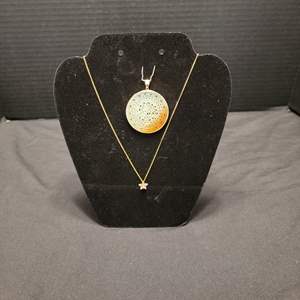 Lot #120-14K Gold medallion (center is stone or glass) 2"D- 17.47g, 10K Rose Gold Floral Pendent Necklace- 1.20g