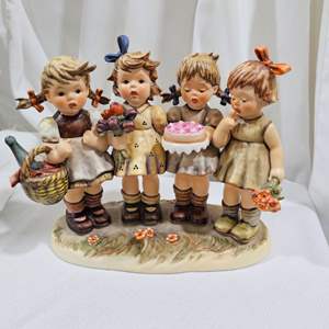 Lot #229-1991 XL Goebel “We Wish You The Best” Figurine