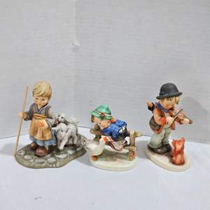 Lot #260- (3) Goebel Hummel Figurines